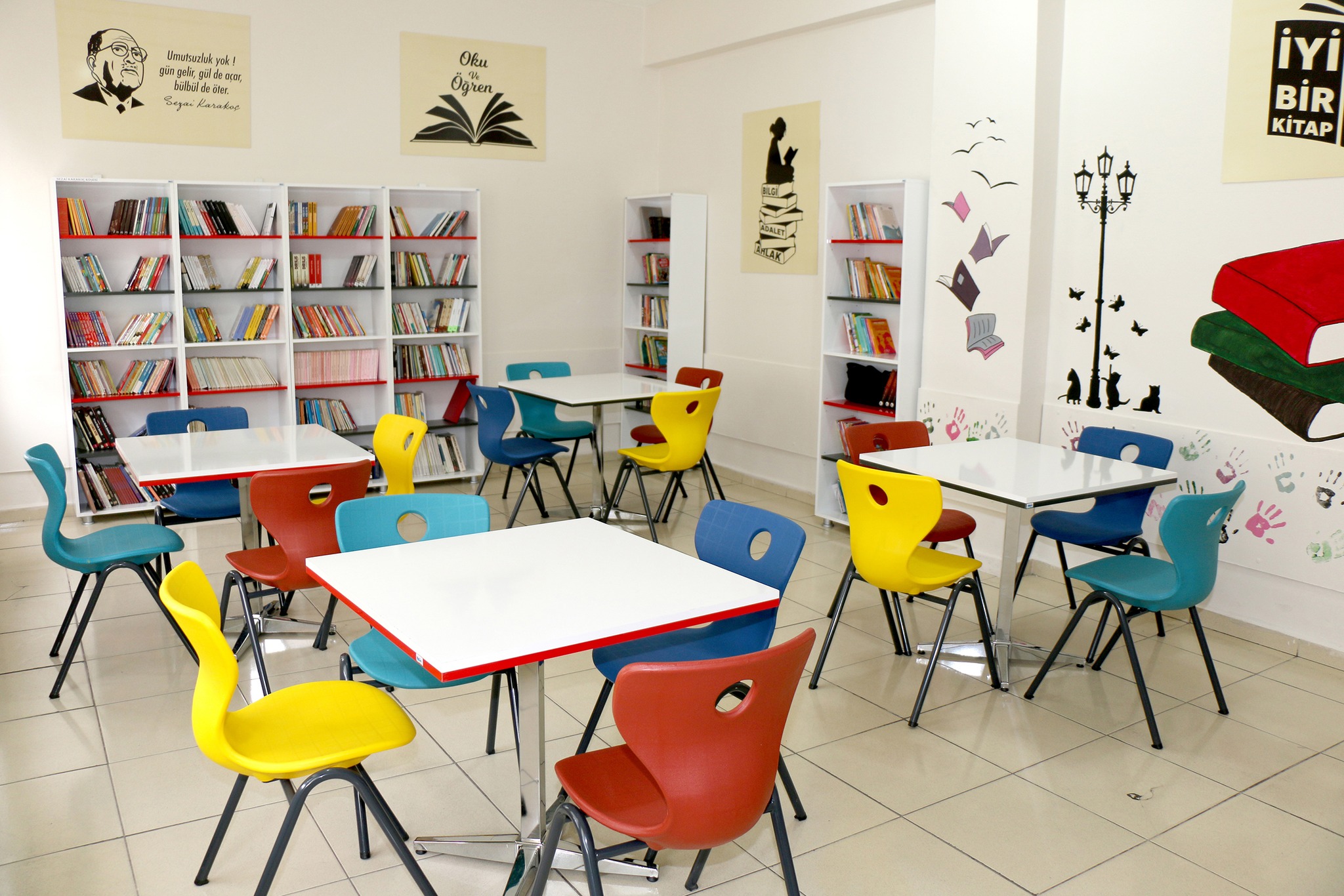 Sivas’ta Atık Malzemelerden 668 Okulda Kütüphane Oluşturuldu