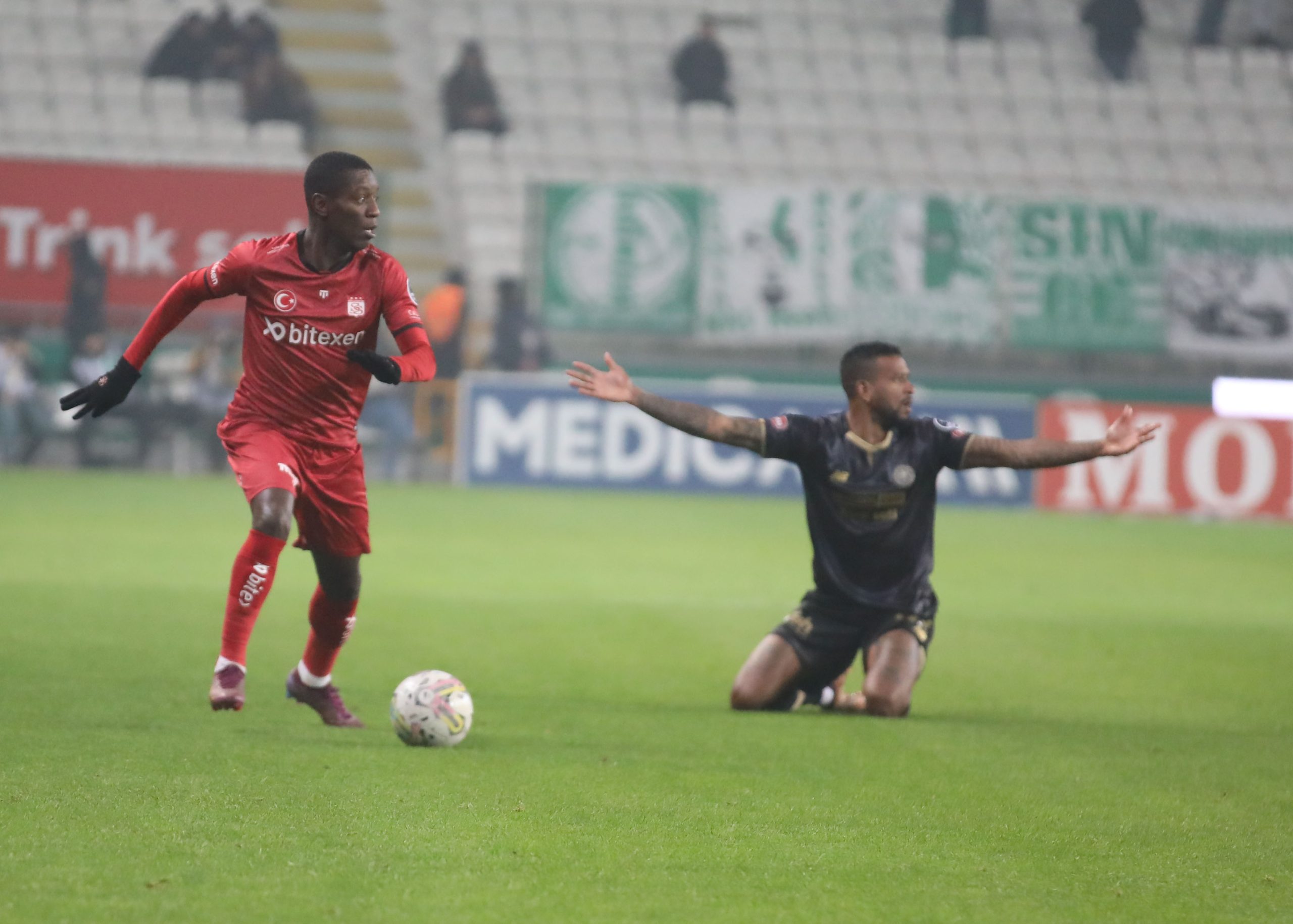 Sivasspor Deplasmanda Konyasporla 2-2 Berabere Kaldı