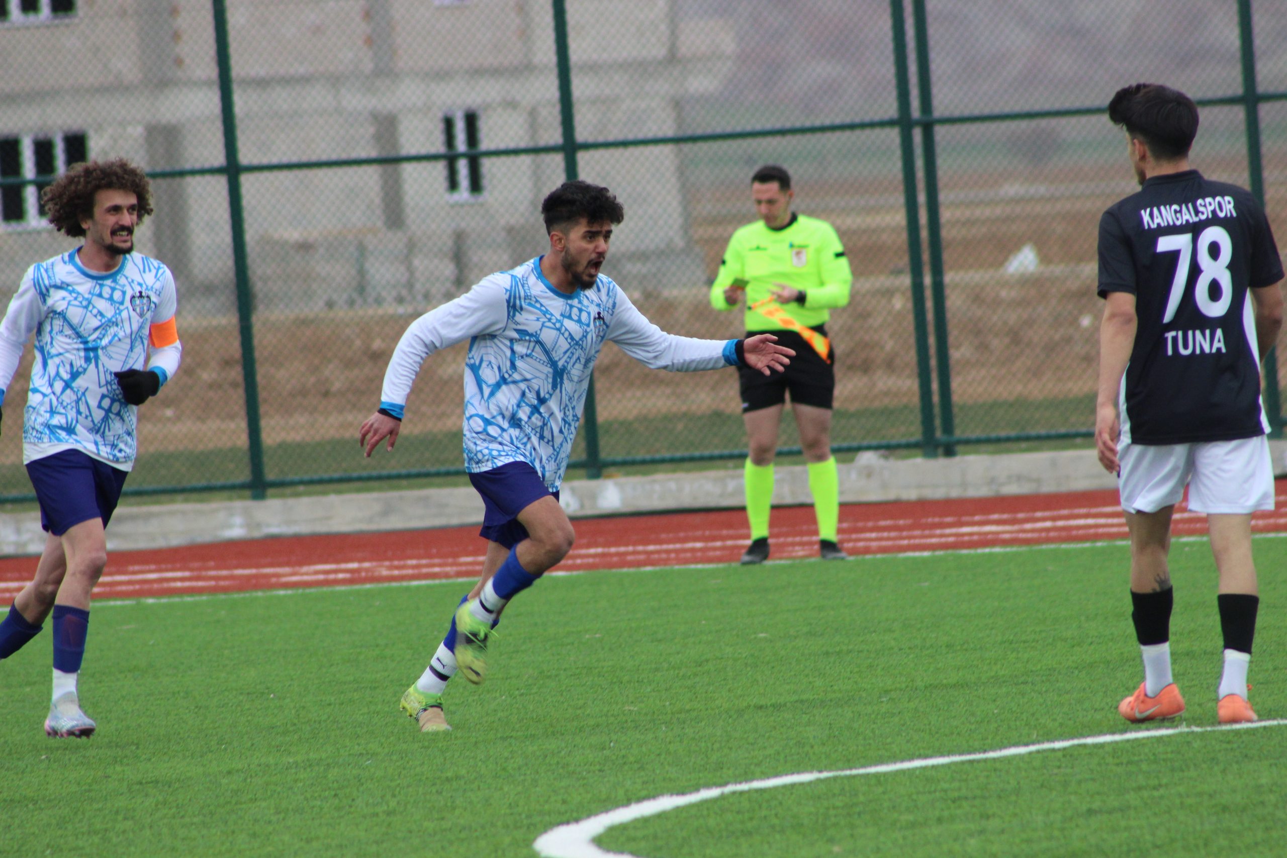 Altınyayla Belediyespor Kangal Termikspor Maçı 3-3 Berabere Tamamlandı