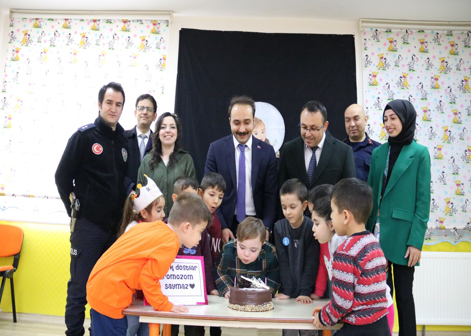 Kaymakam KOCA ve Başkan AKBULUT’tan Down Sendromu Farkındalık Gününde anlamlı ziyaret