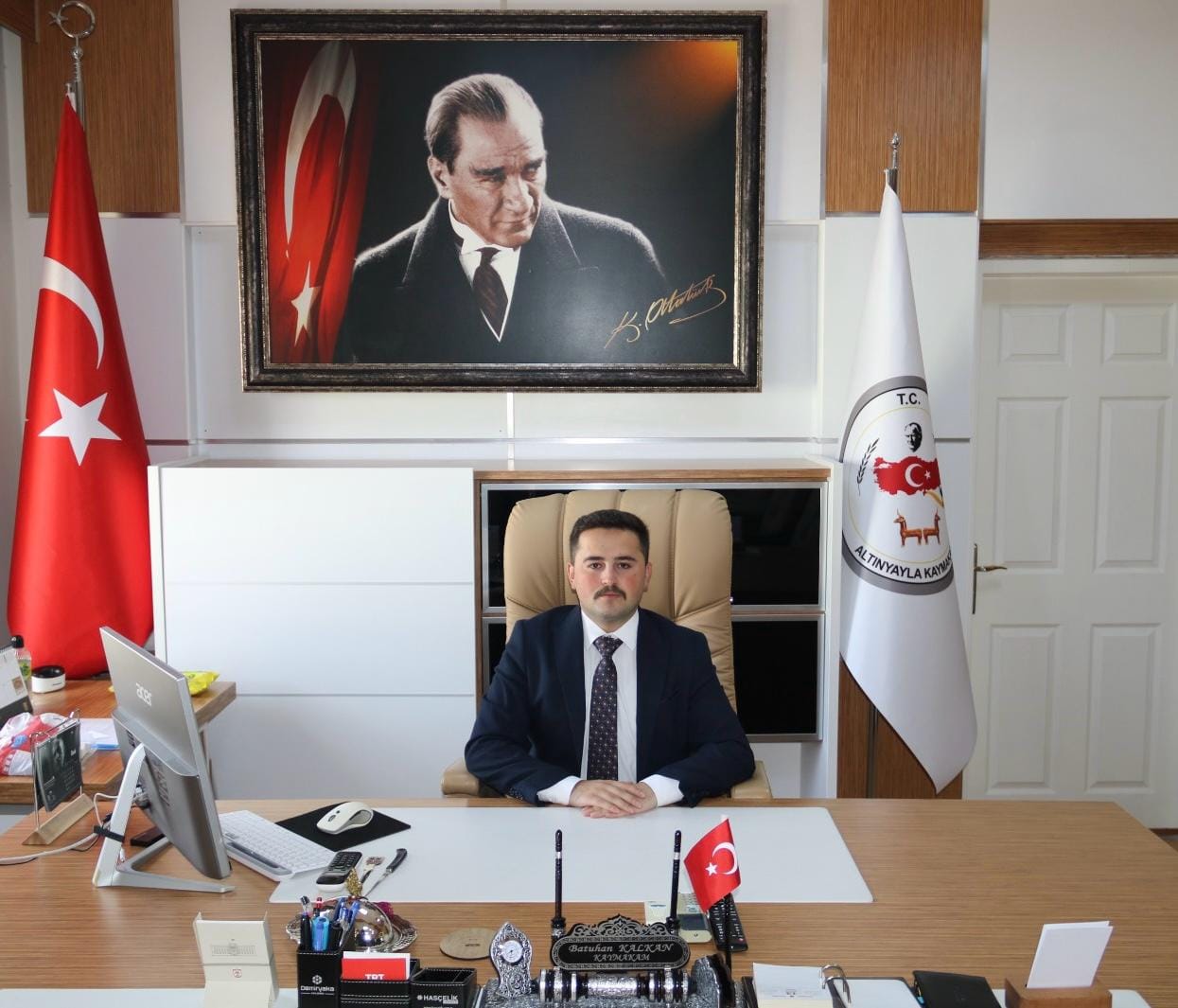 Altınyayla Kaymakamı Görevine Başladı