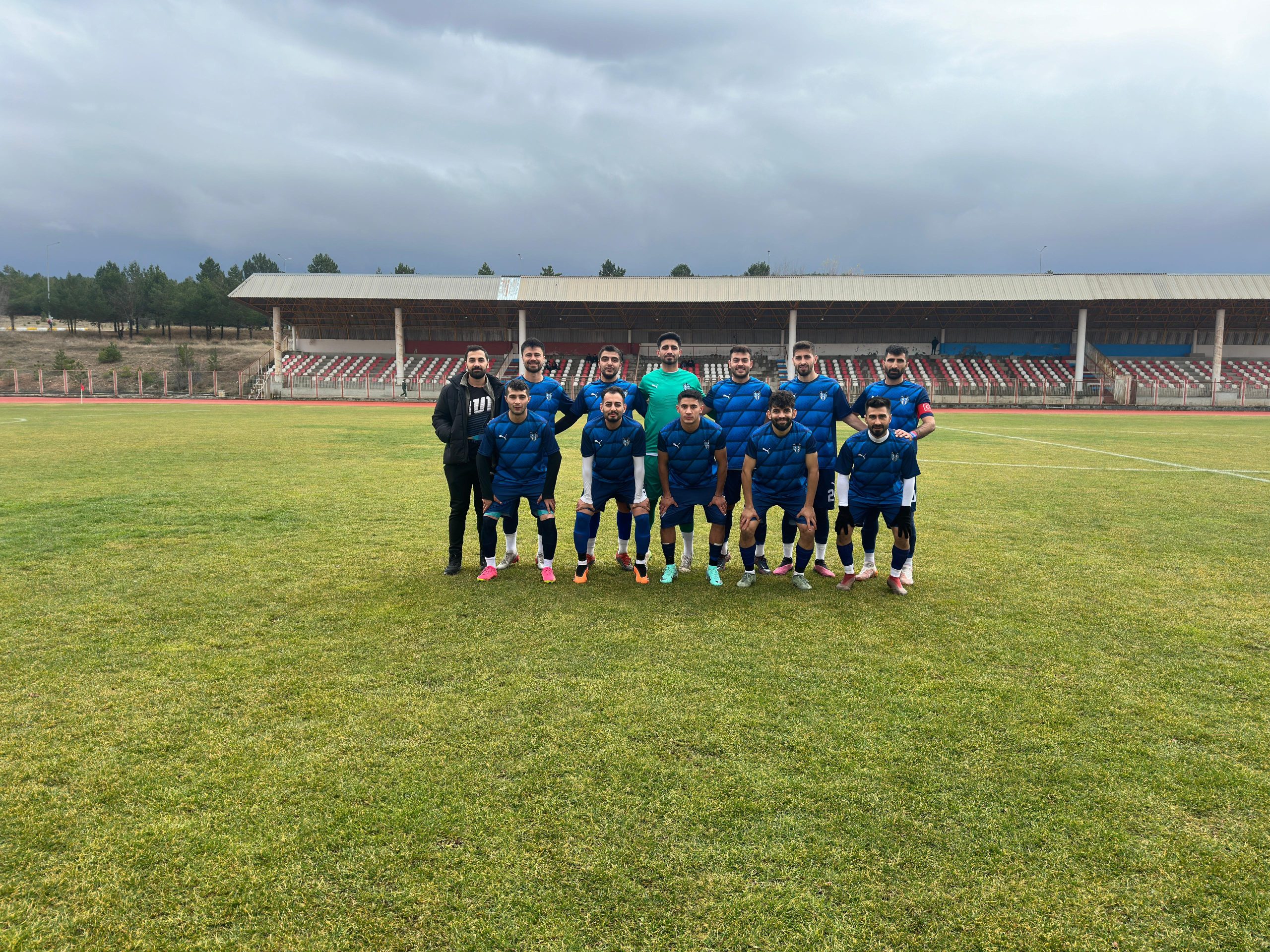 Altınyayla Belediye Spor Liderlik İçin Sahaya Çıkıyor