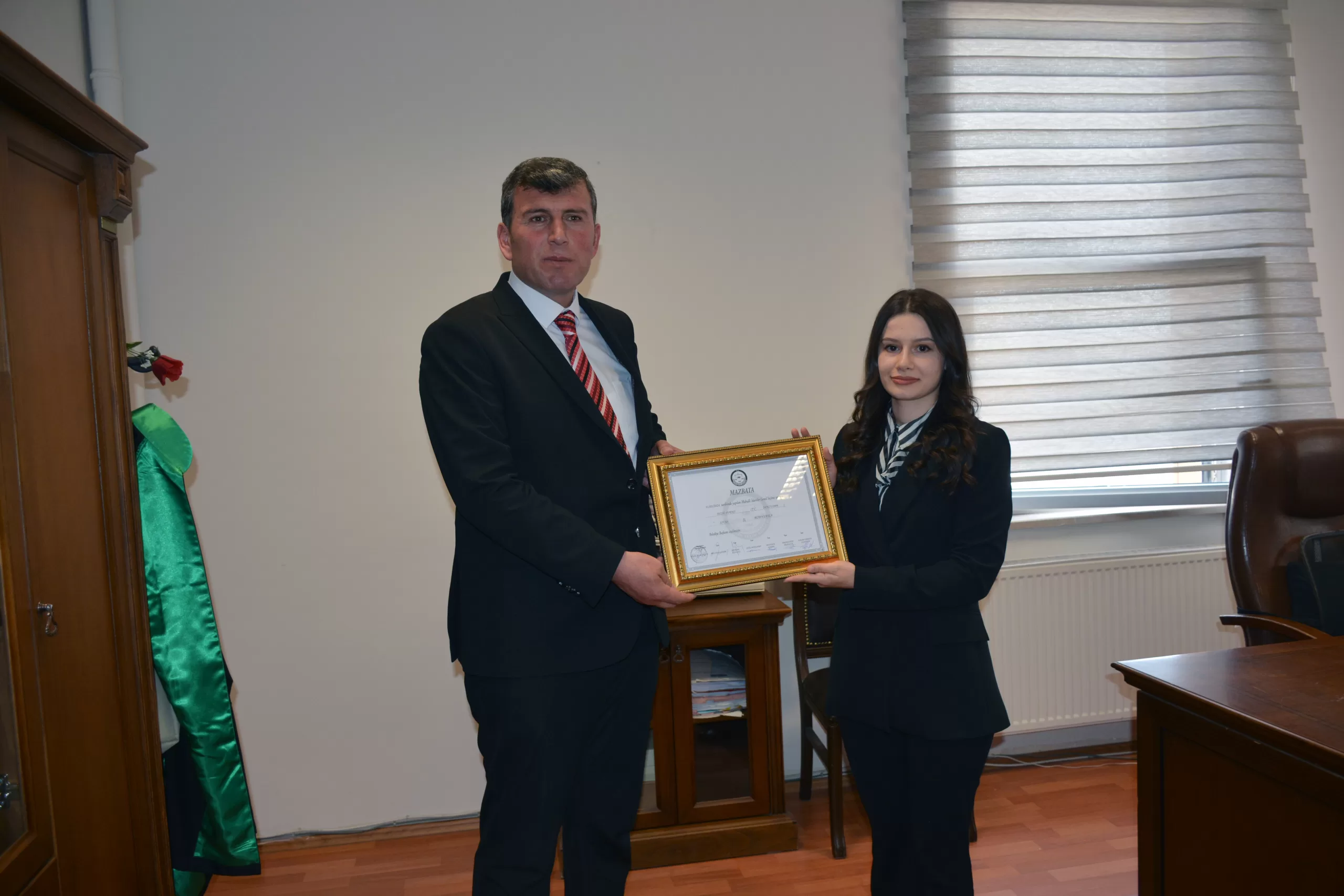 Altınyayla Belediye Başkanı Sezai Subaşı Mazbatasını Alarak Göreve Başladı