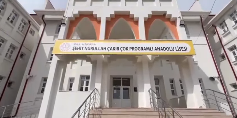 Altınyayla’da Gençlerin Umre Ödüllü Sınav Heyecanı